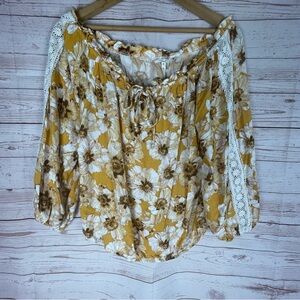 Maurices top Sz XL Boho peasant yellow gold white floral keyhole crochet Cottage
